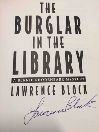 THE BURGLAR IN THE LIBRARY. by Block, Lawrence.